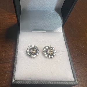 James Avery wild sunflower studs